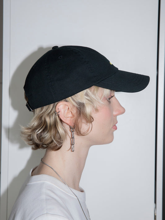 BASEBALL CAP x AKIPLĖŠA (film by Saulė Bliuvaitė)